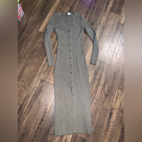ABERCROMBIE & FITCH Button Up
Ribbed Midi Sweater Dress - Olive fall casual $120 - Picture 7 of 7